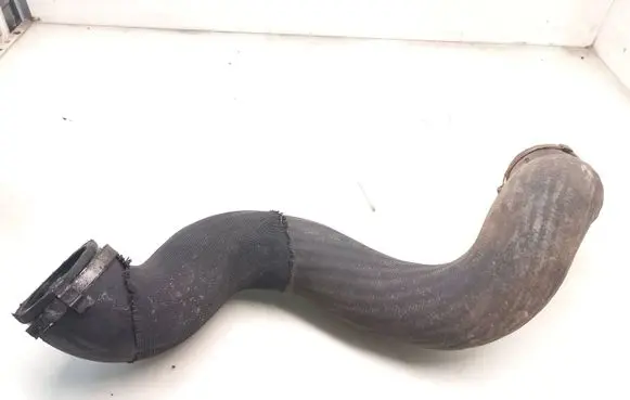 Volvo V70 Intercooler hose/pipe 30792545