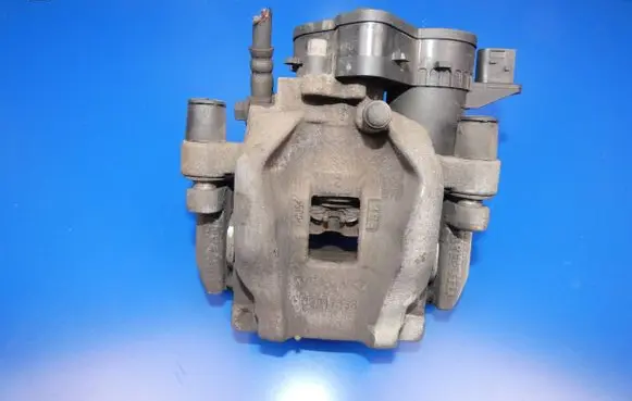 Volvo XC90 Rear brake caliper 32217363