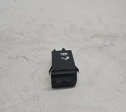 Volkswagen Golf IV Windscreen/window heater switch 8L0941503A