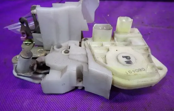 Honda Civic Rear door lock