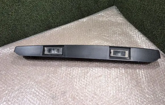 Renault Trafic III (X82) Number plate light 848105971R 93867931 SP7529