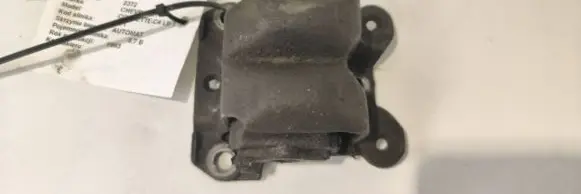 Chevrolet Corvette Engine mount vacuum valve 