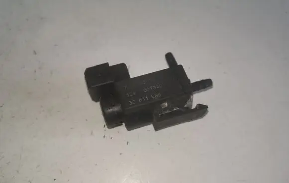 Volvo S80 Turbo solenoid valve 72224010 00T040