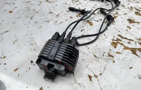 Opel Corsa B High voltage ignition coil 