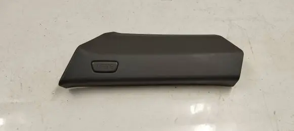 BMW X1 U11 (C) pillar trim 9462324 9462322