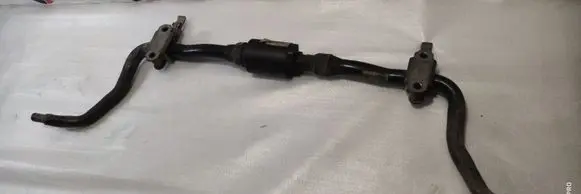 Mercedes-Benz GL X166 Front anti-roll bar/sway bar 1663203411
