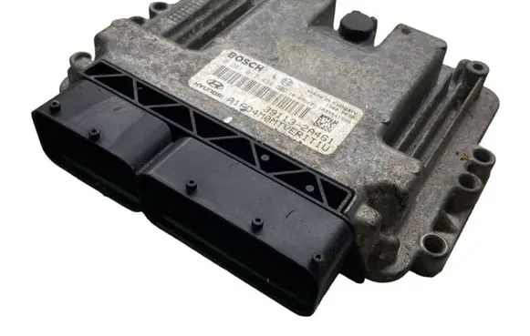 Hyundai i30 Engine control unit/module 0281017434 391132A461 1039S41599