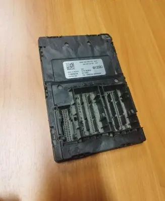 Audi A4 S4 B8 8K Comfort/convenience module 8W0907063CE F005V01925
