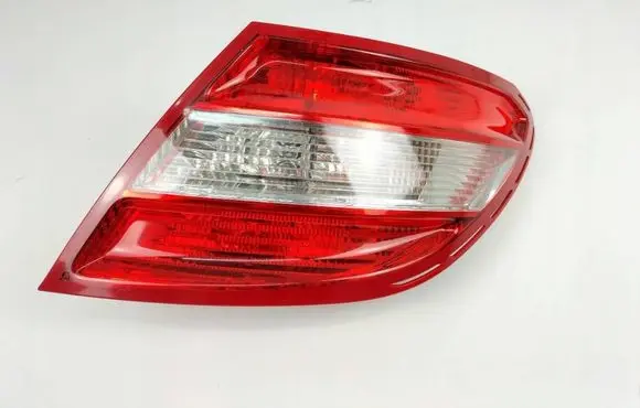 Mercedes-Benz C W204 Rear/tail lights 2048200264