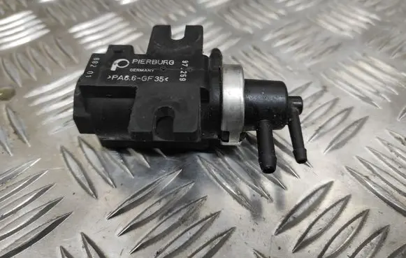 Volkswagen Golf IV Turbo solenoid valve 1H09066273997 67T269