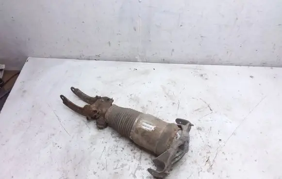 Volkswagen Touareg I Air suspension front shock absorber 7L6616039A