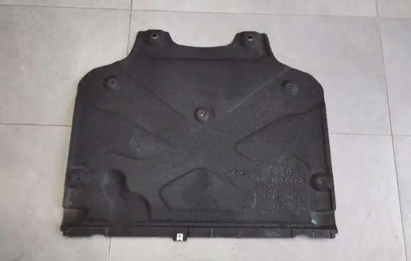 Audi A4 S4 B9 8W Gearbox bottom protection 8W0863822B