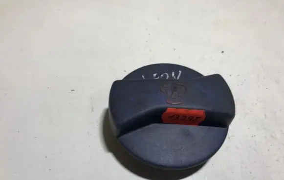 Audi A4 S4 B5 8D Coolant expansion tank/reservoir cap 1j0121321b re3