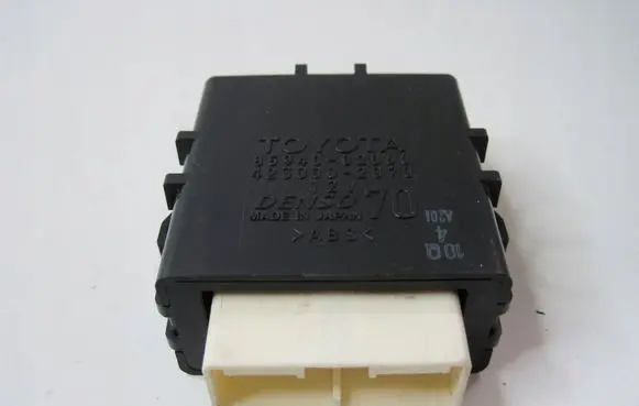 Toyota Hilux (N140, N150, N160, N170) Audio system kit 8594002060