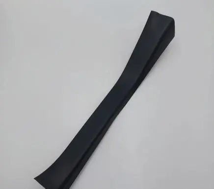 Nissan Leaf II (ZE1) Rear sill trim cover 769B63NLOA
