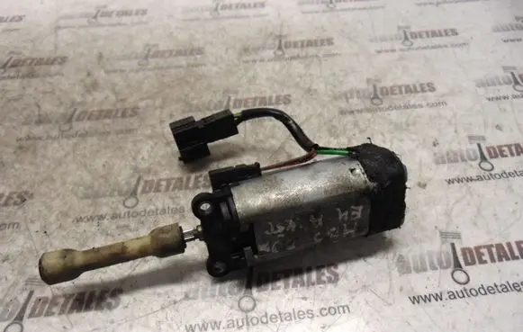 Mercedes-Benz S W220 Steering column adjust motor A2205400288