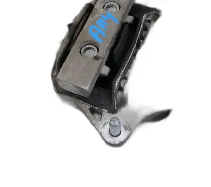 Audi A4 S4 B9 Engine mount vacuum valve 
