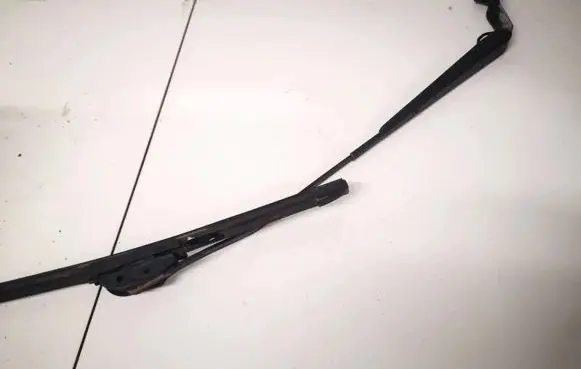 Dodge Caliber Front wiper blade arm