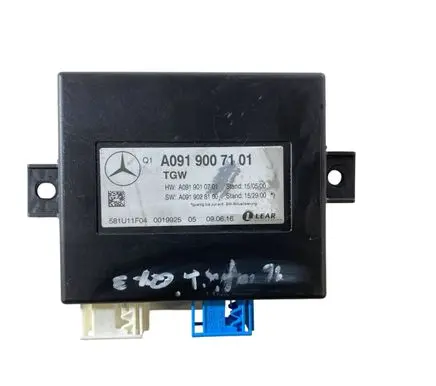 Infiniti QX30 Gateway control module A0919007101 A0919028100 A0919010701