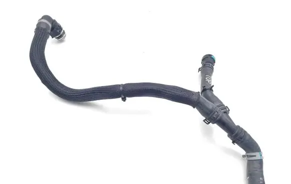 Land Rover Range Rover Evoque L551 Engine coolant pipe/hose L8D2-8D132