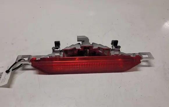 Toyota Corolla E120 E130 Third/center stoplight