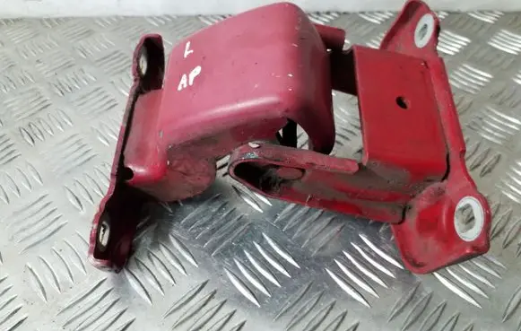 Opel Vivaro Loading door lower hinge 312304K