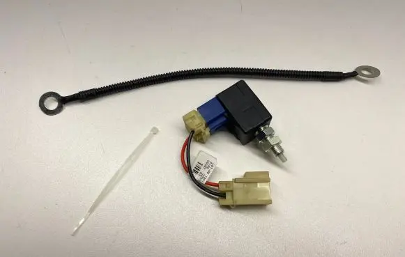 Hyundai Santa Fe Brake pedal sensor switch 9381026RWBQQH
