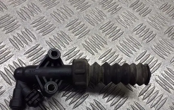 Citroen C2 Clutch slave cylinder 