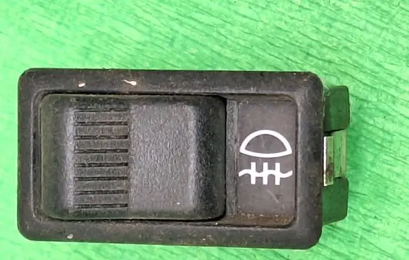 Fog light switch