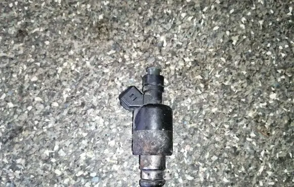Opel Vectra B Fuel injectors set 17089276