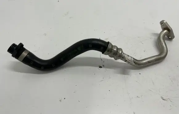 BMW 1 F40 Oil cooling pipe 