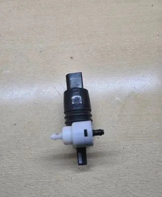 BMW X3 G01 Windscreen/windshield washer pump 7388349 P180801 M180718
