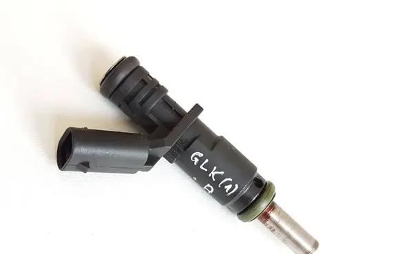 Mercedes-Benz GLK (X204) Fuel injector A272078 C075B07150
