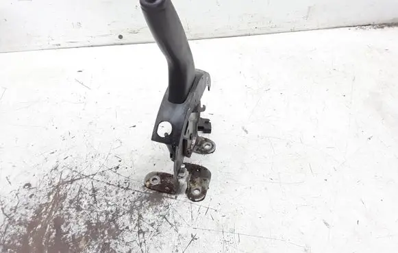 Nissan Micra Handbrake/parking brake lever assembly
