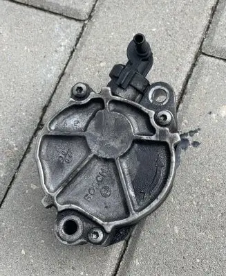 Peugeot 407 Vacuum pump 456570