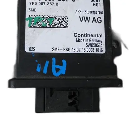 Volkswagen PASSAT B8 Trunk lid opening control unit 7P6907357C
