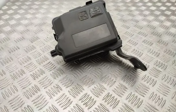 Peugeot 208 Fuse module