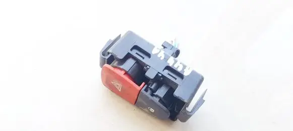 Renault Megane III Hazard light switch 8200214896a 8200214896-a