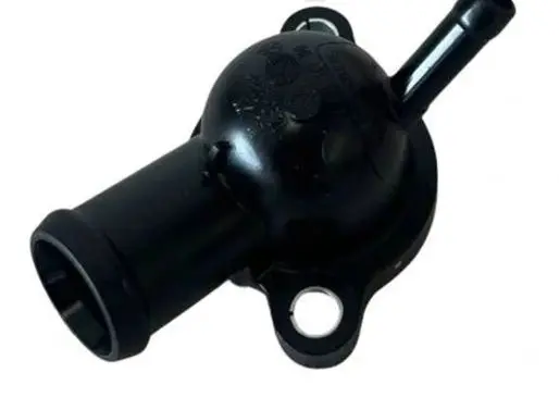 Audi Q3 8U Engine coolant pipe/hose 04L121131AA