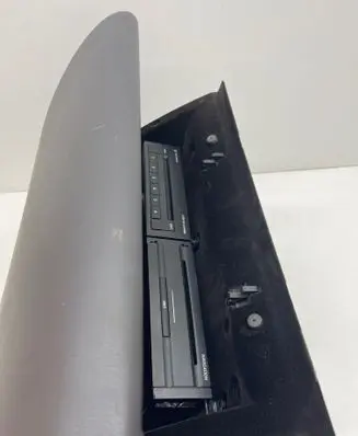 Volkswagen Phaeton Glove box 3D1857101