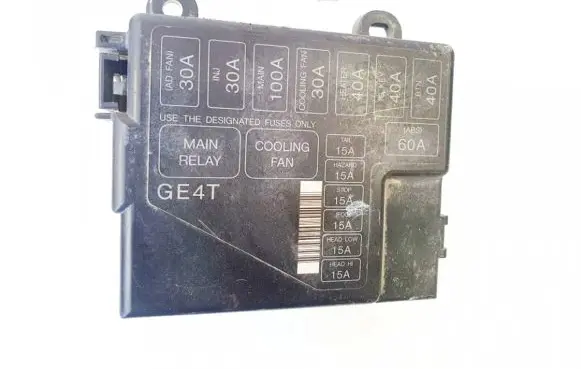 Mazda 626 Fuse box set 72543034 7254-3034