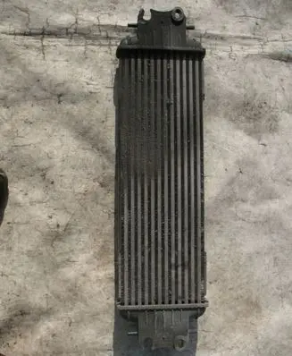 Renault Trafic II (X83) Intercooler radiator 7700312903