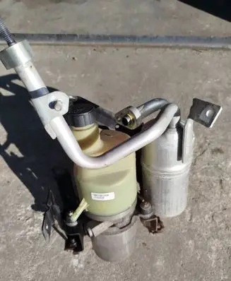 Volvo C30 Power steering pump CH6L97C CV61L97C