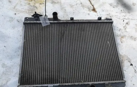 Mazda 323 F Coolant radiator