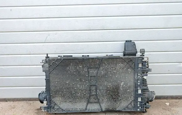 Opel Insignia A Radiator set 13223018 P8658004 13241736