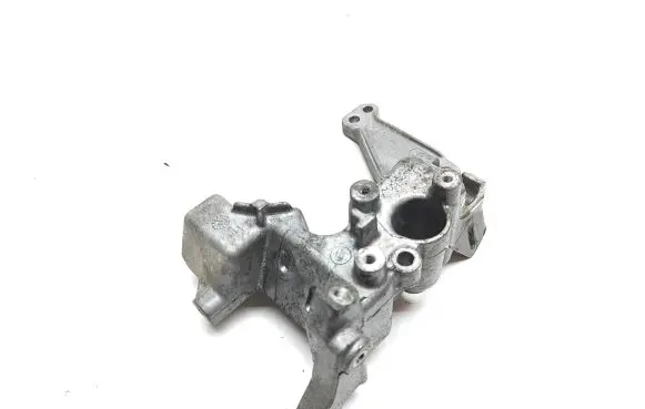 Peugeot 5008 II Generator/alternator bracket 9808696680