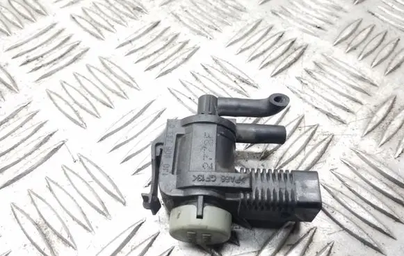 Seat Leon (1M) Vacuum valve 1J0906283C