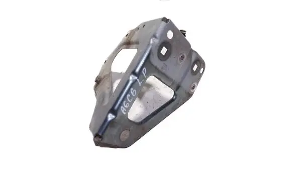 Audi A6 S6 C6 4F Fender mounting bracket 4F0821136A
