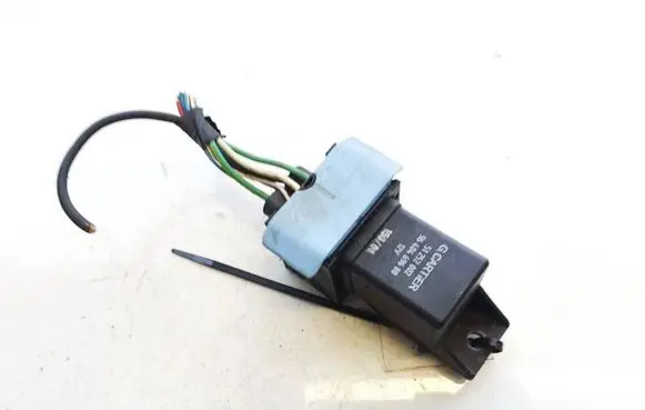 Volkswagen Polo Glow plug pre-heat relay 51252002 9640469680