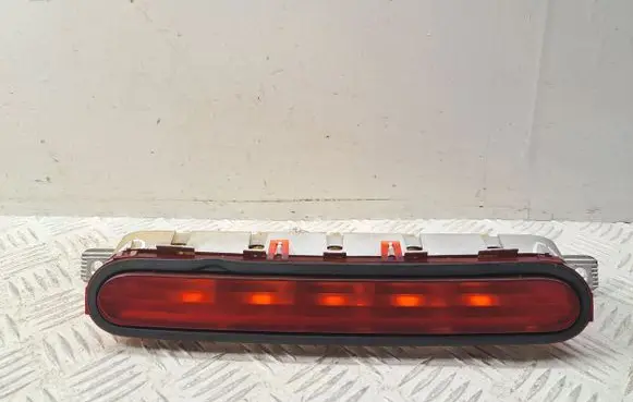 Toyota Corolla Verso AR10 Third/center stoplight 815700F011